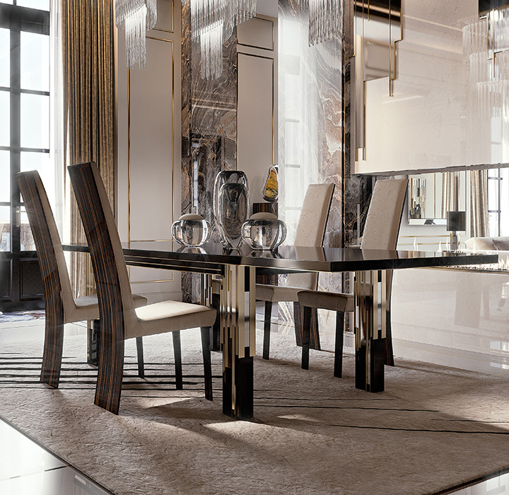 Cette image montre une grande salle à manger ouverte sur le salon design avec un mur beige et un sol blanc.