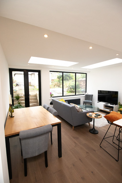 Ground level dining table deals