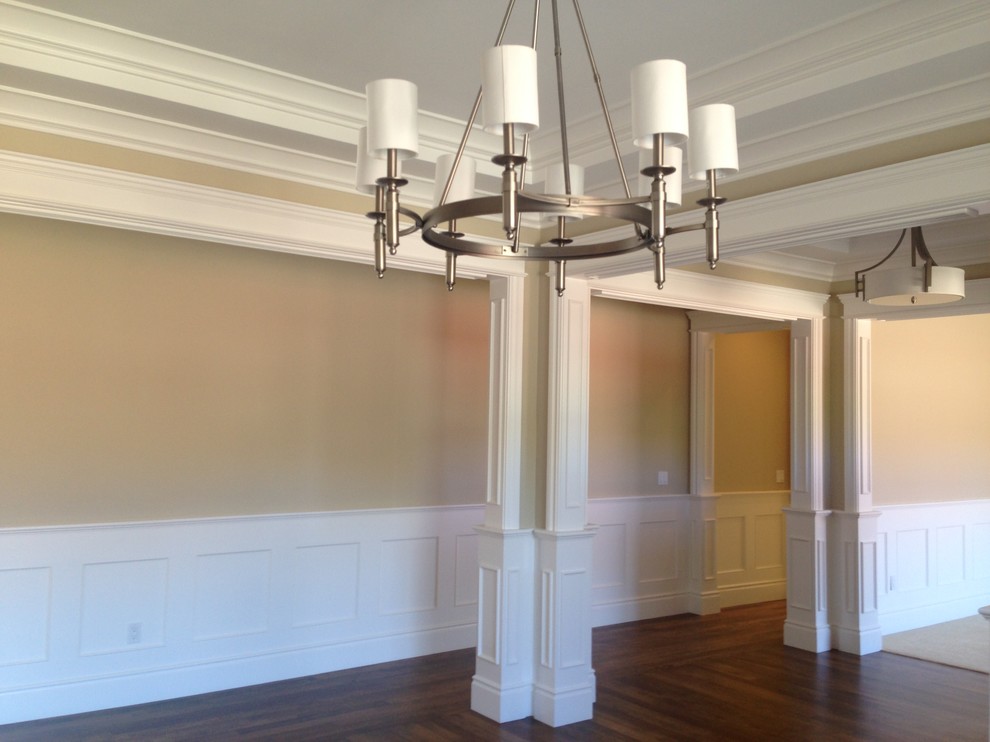 Example of an arts and crafts dining room design in San Francisco