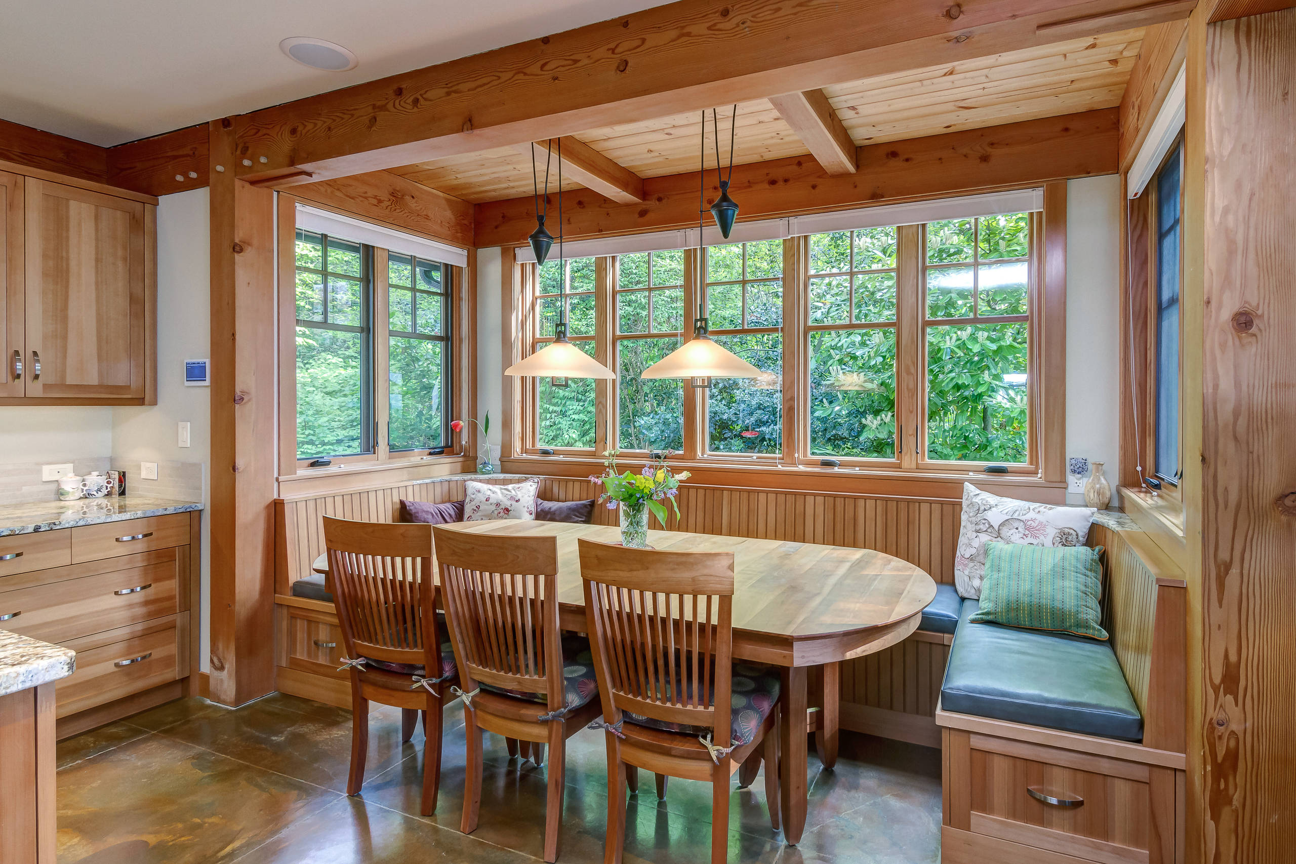 75 Beautiful Craftsman Concrete Floor Dining Room Pictures Ideas October 21 Houzz