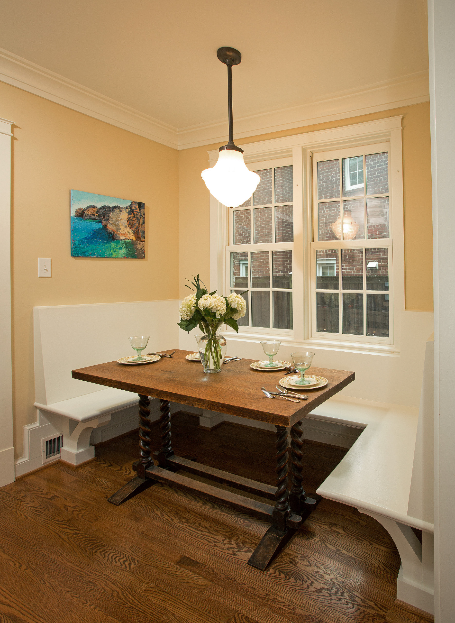 75 Beautiful Rustic Dining Room With Yellow Walls Pictures Ideas November 2020 Houzz