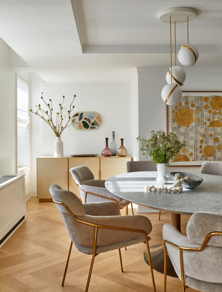 Design ideas for a midcentury dining room in New York.