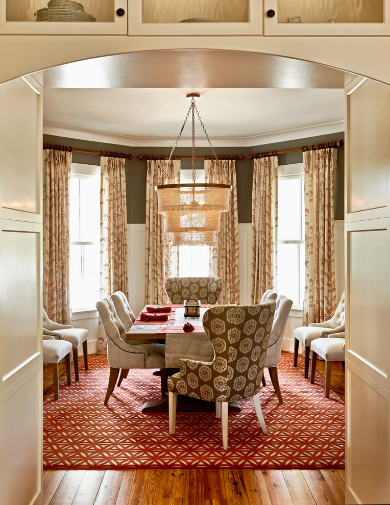 Inspiration for a transitional medium tone wood floor kitchen/dining room combo remodel in Charlotte with gray walls
