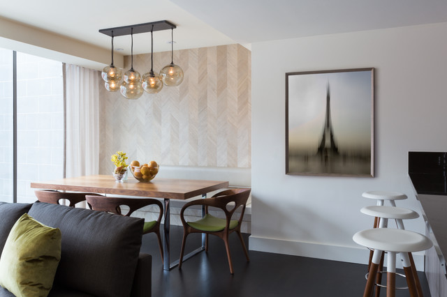 Cosy Up in a Small Dining Room With a Banquette!
