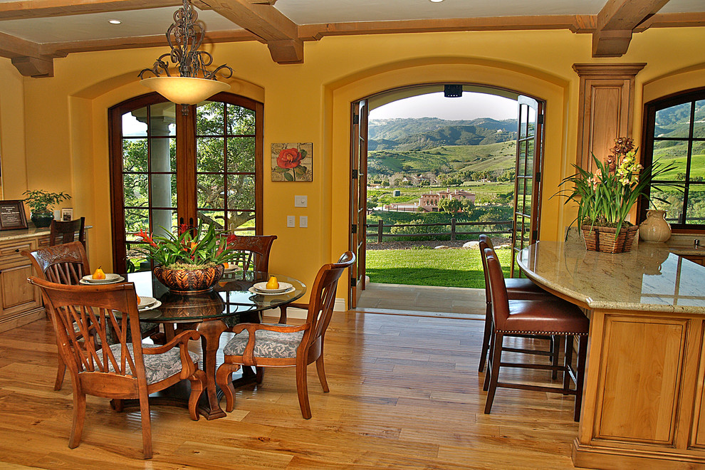 Classic Mediterranean in the Santa Barbara Foothills ...