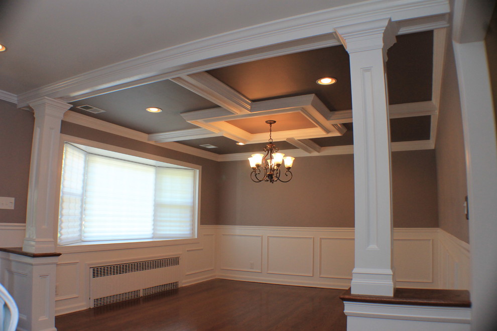 Coffered Ceiling And Wainscott, Dining Room Ceiling Columns
