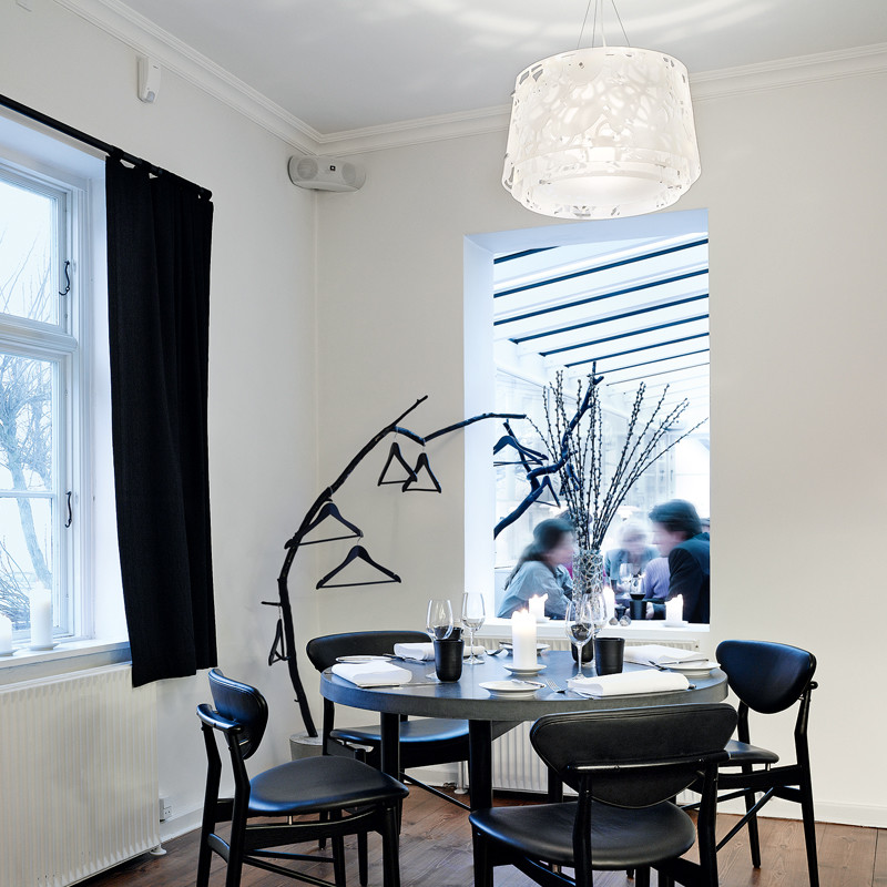 Idée de décoration pour une salle à manger nordique.