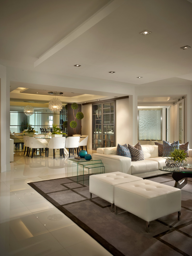 Photo of a contemporary dining room in Miami.