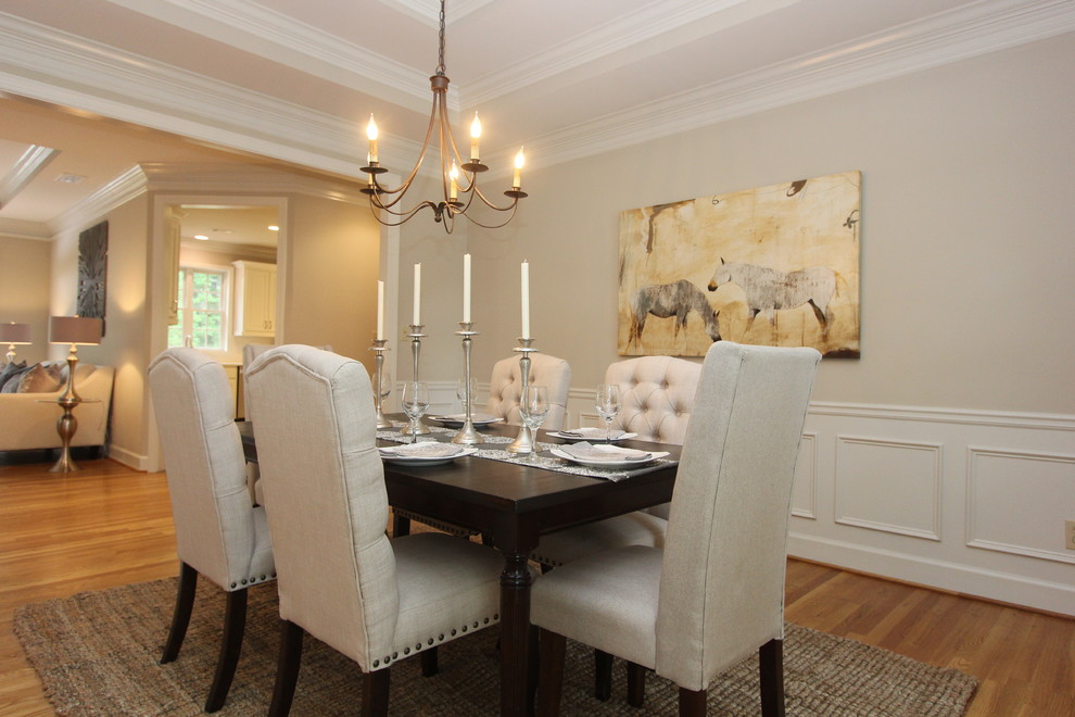 Inspiration for a classic dining room in Atlanta.