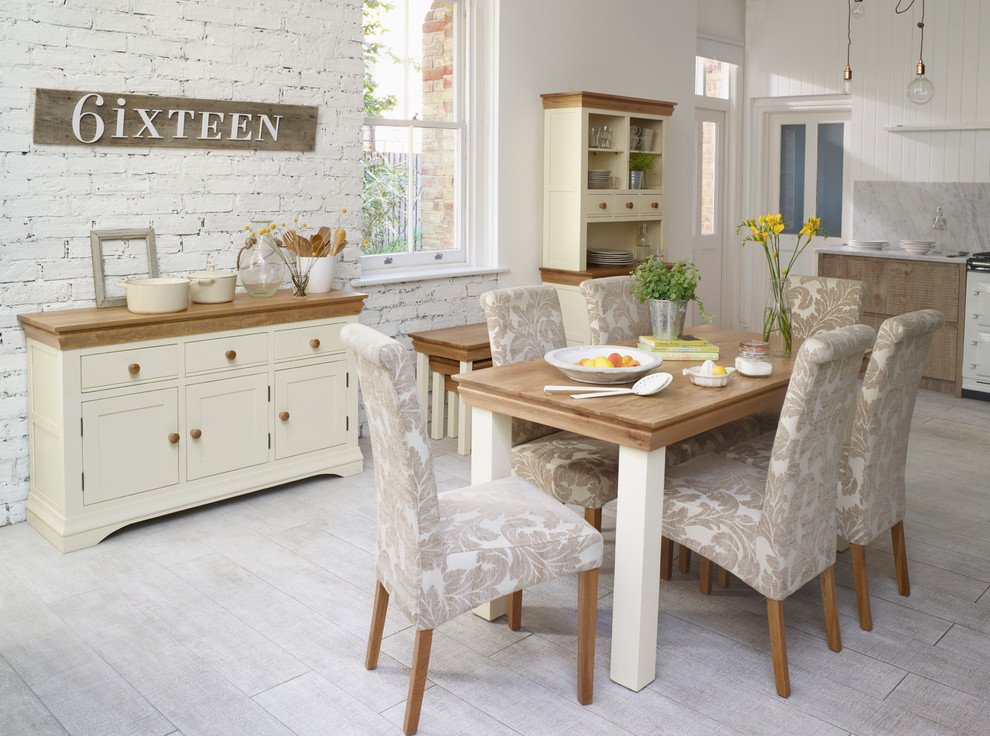 Country Cottage Dining Room - Farmhouse - Dining Room - Wiltshire - by ...