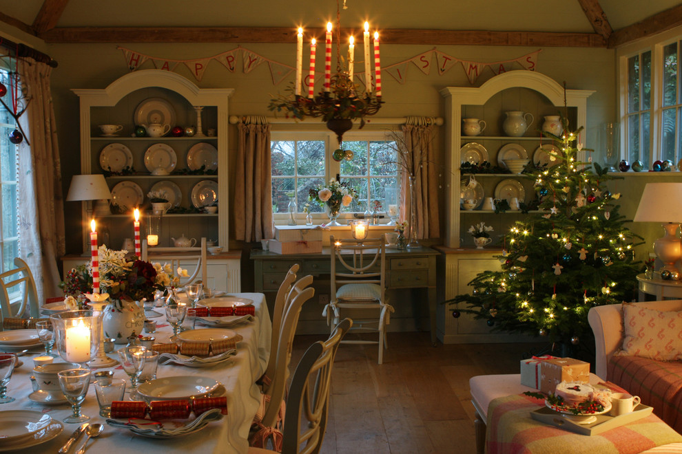 This is an example of a rural dining room in Wiltshire.