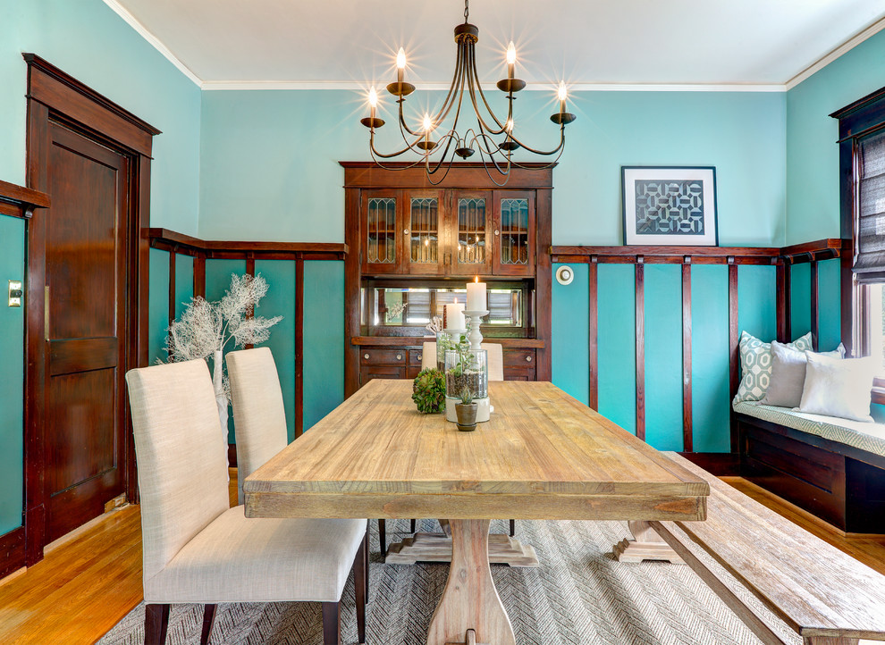 Inspiration for a craftsman dining room remodel in Seattle