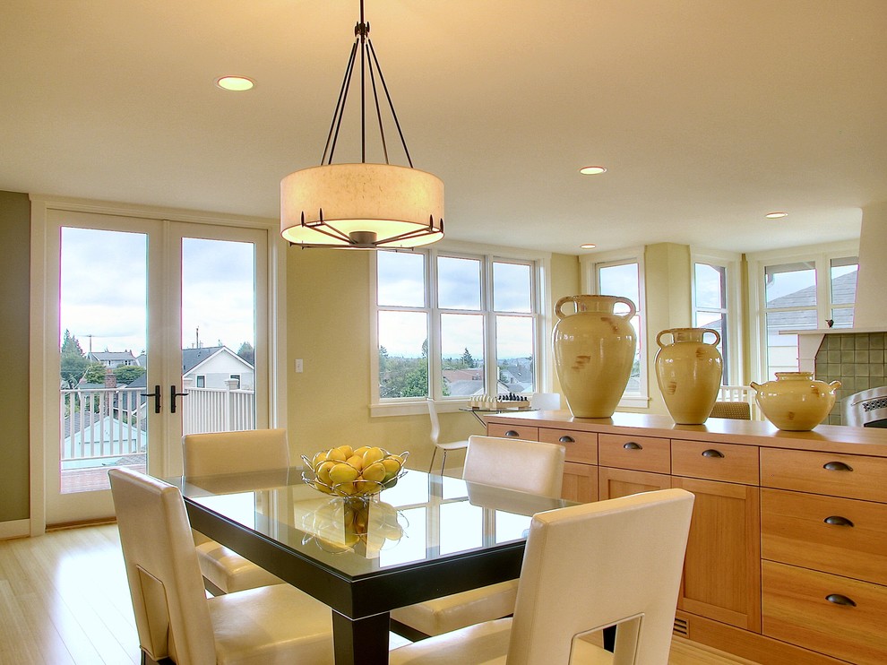 Great room - traditional great room idea in Seattle