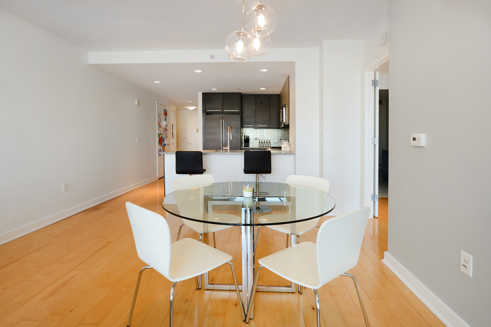 Crystal Point Jersey City’s premier riverfront community Modern Dining Room New York