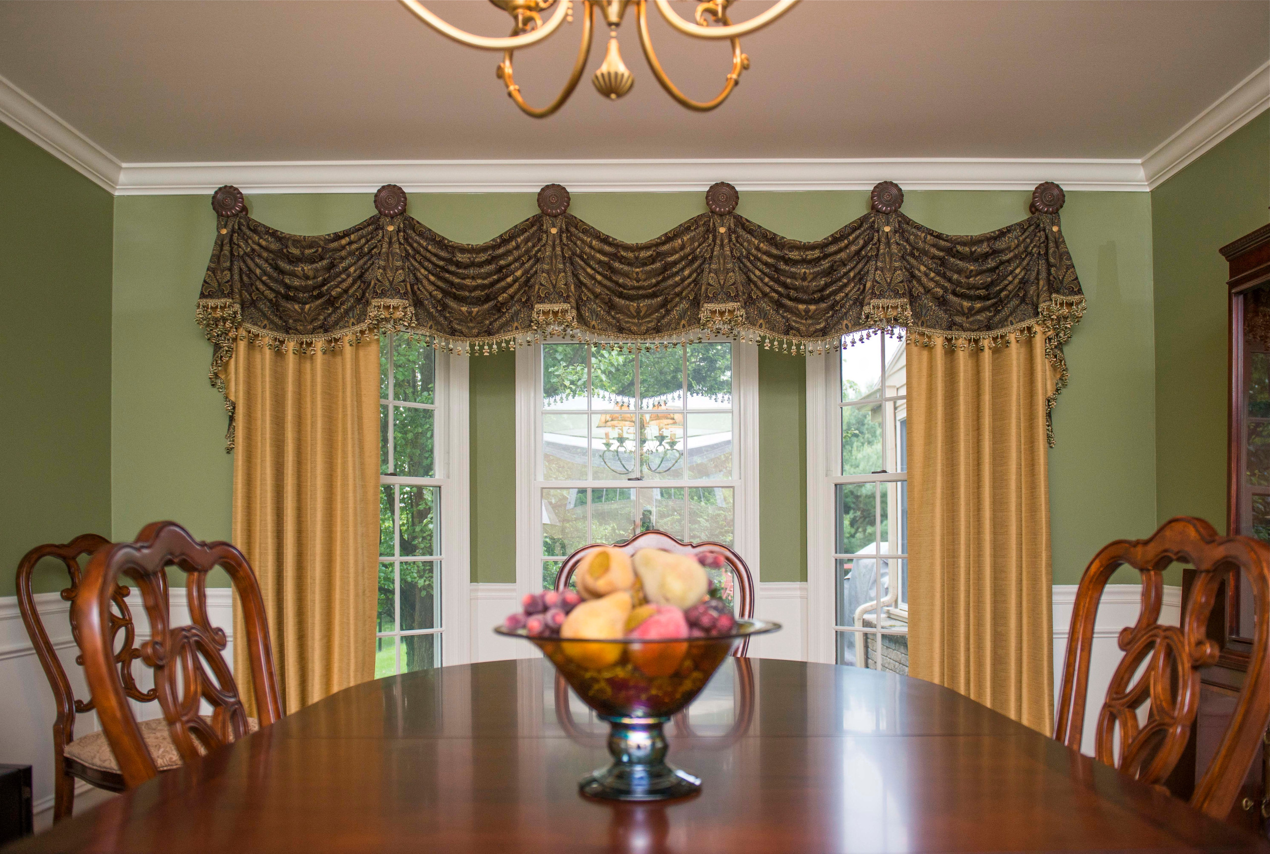 Curtains For Bay Windows In Dining Room - Best Dining Room Ideas