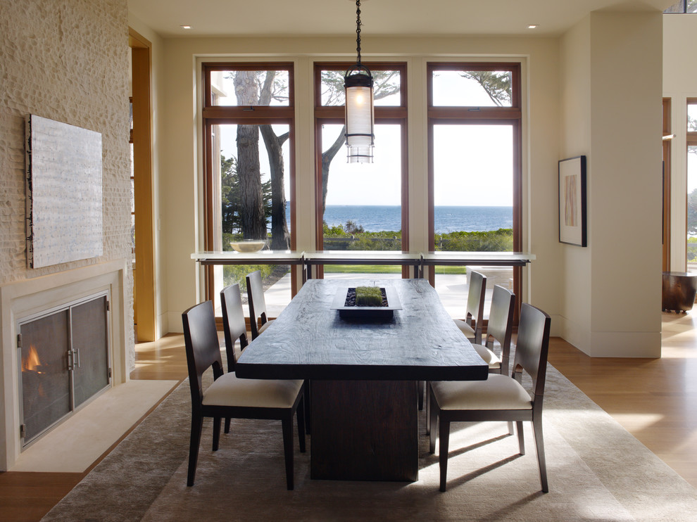 Photo of a contemporary dining room in San Francisco with white walls.