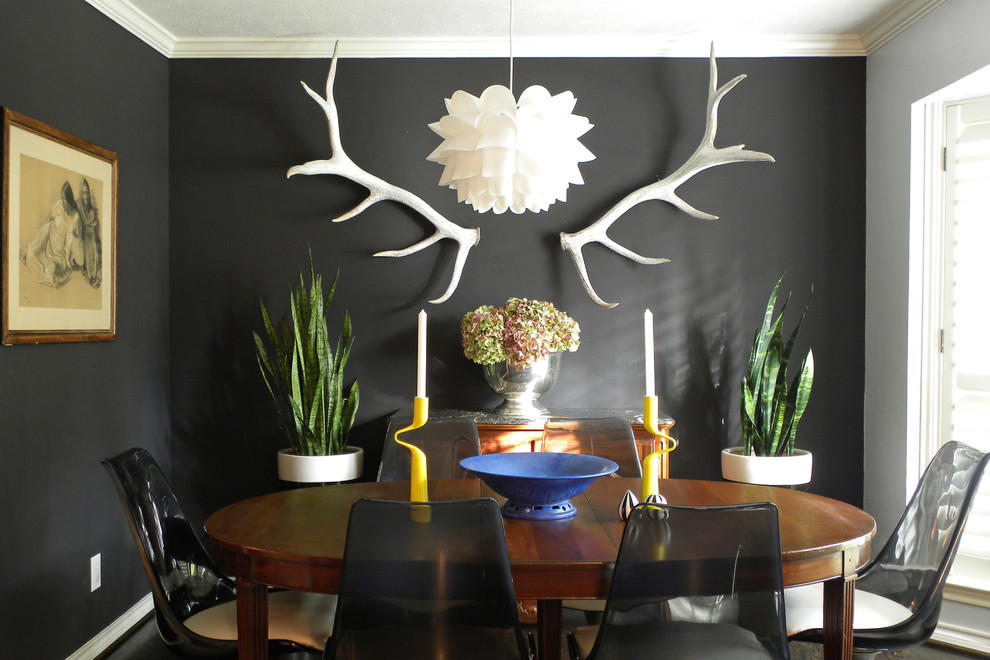 Eclectic dining room photo in Dallas