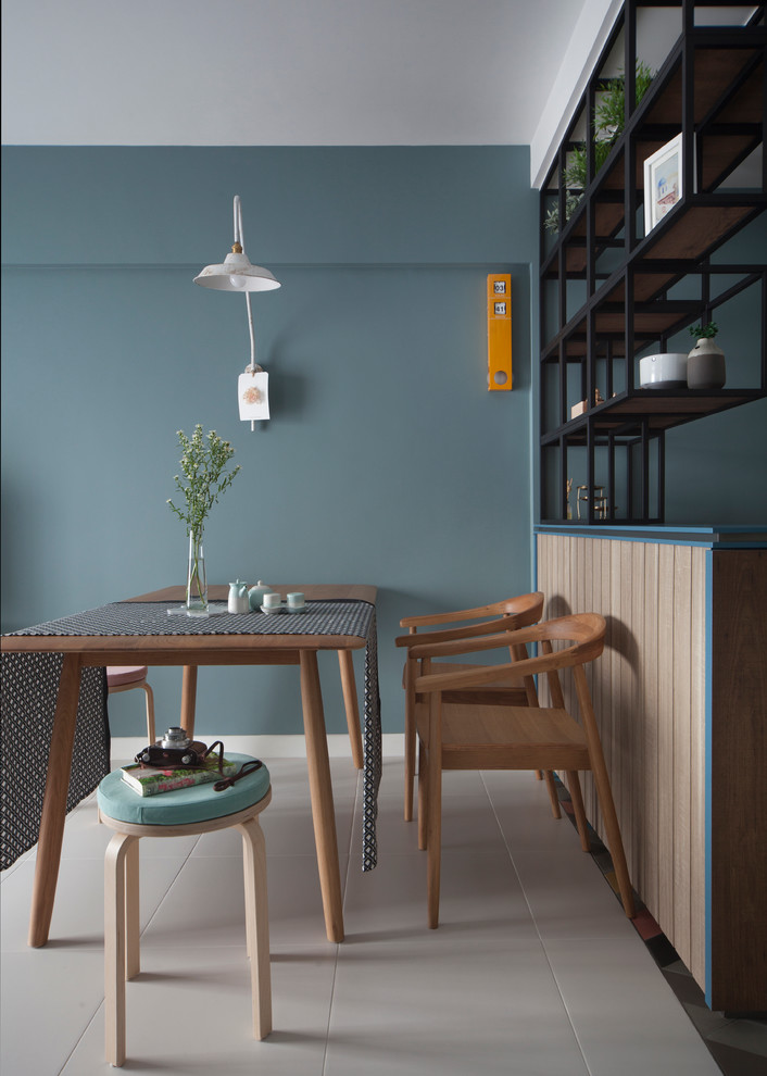 Design ideas for a scandinavian dining room in Singapore.