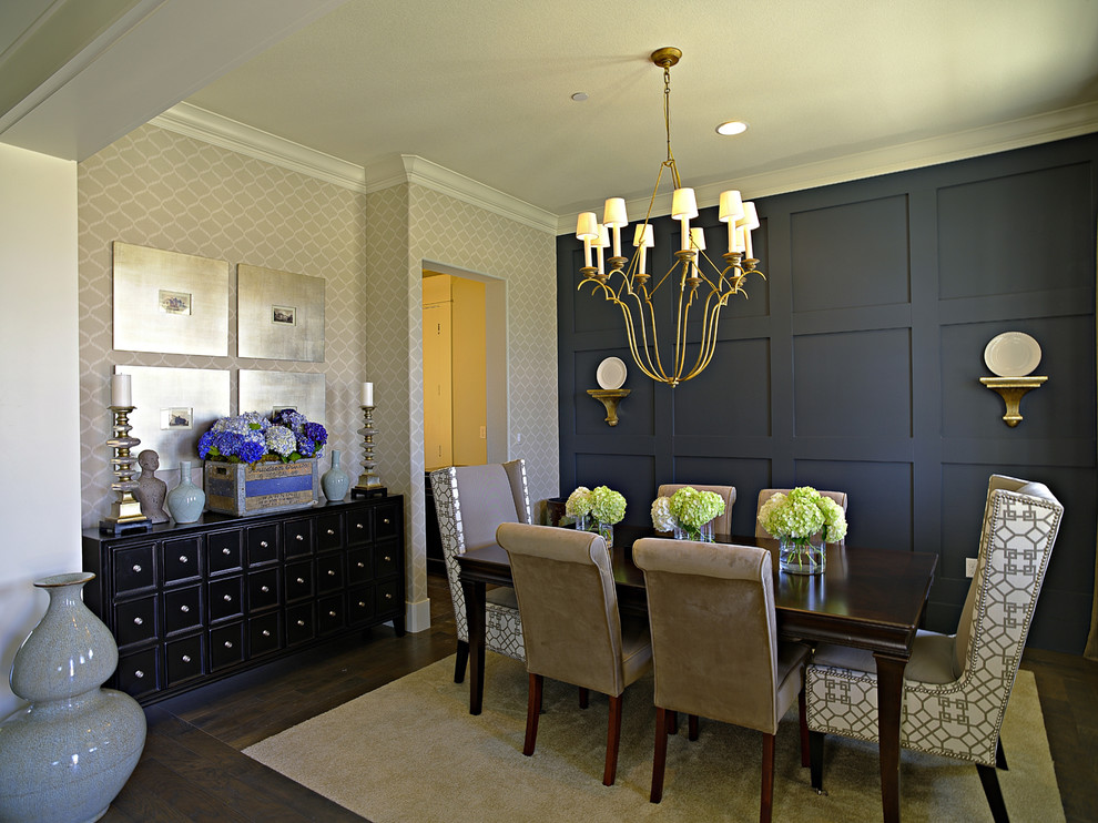 Inspiration for a modern dining room remodel in San Francisco