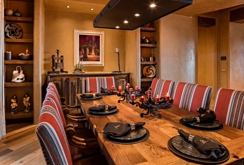 Inspiration for a southwestern dining room remodel in Phoenix