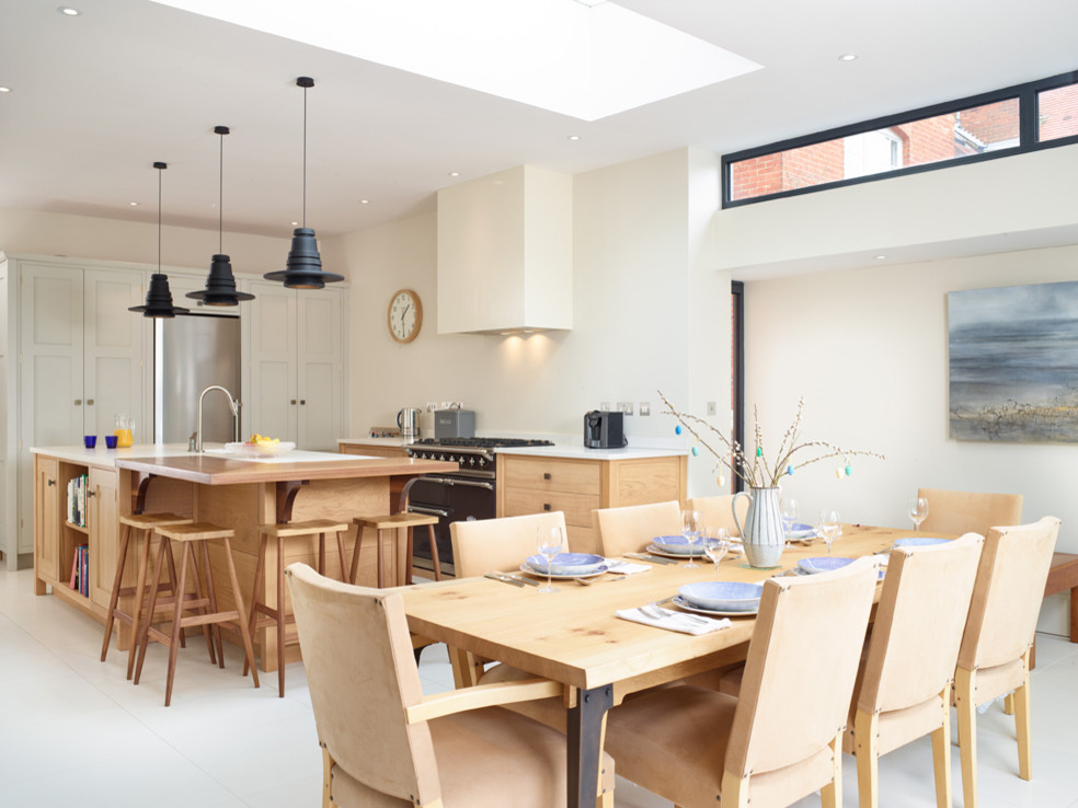 Design ideas for a contemporary dining room in Oxfordshire.