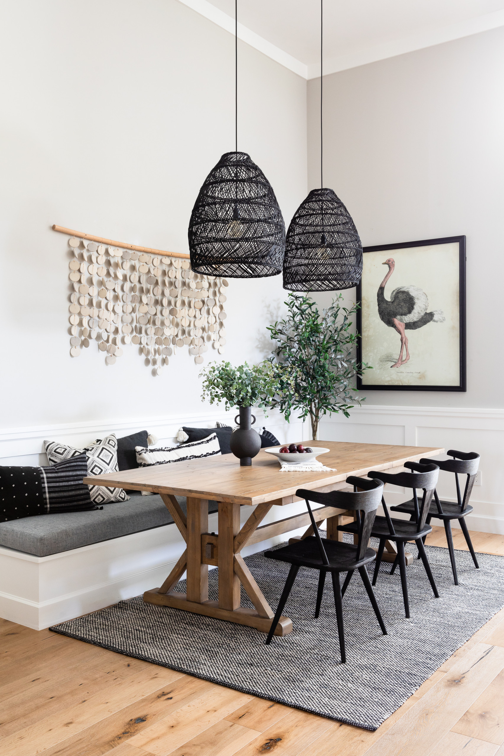 Cách trang trí small dining room decorating ideas cho phòng ăn nhỏ của bạn