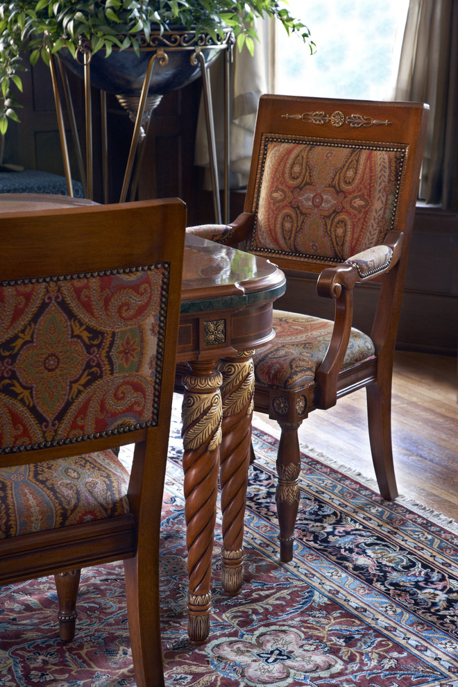 Inspiration for a classic dining room in Minneapolis.