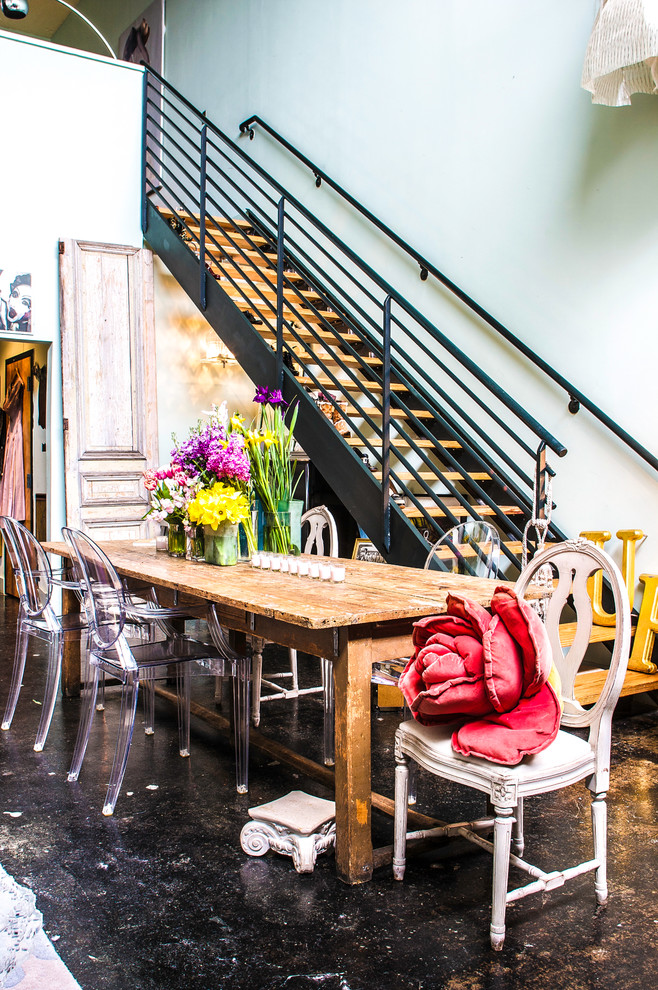 Urban dining room photo in Atlanta