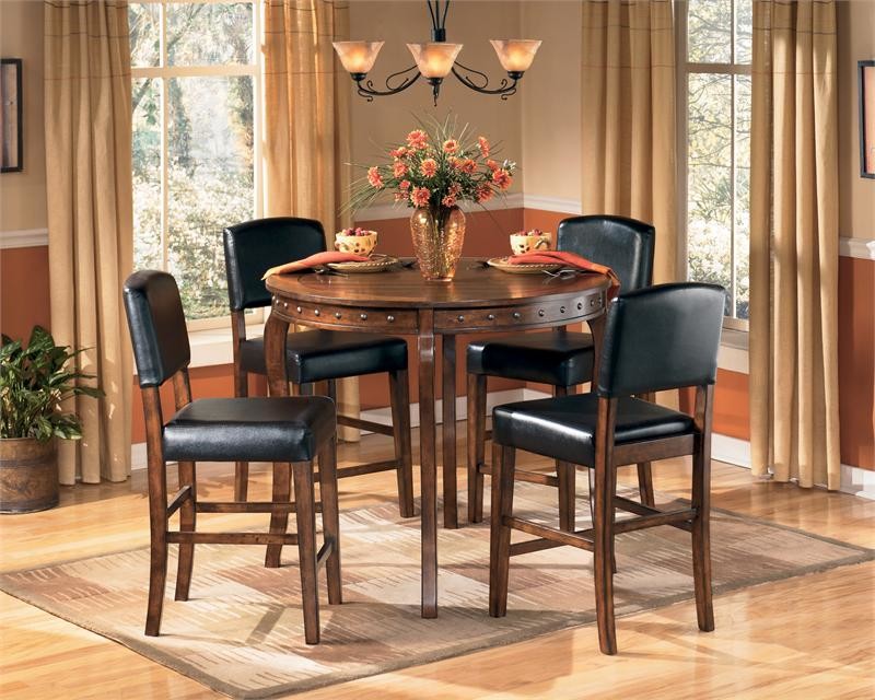 Dining room - eclectic dining room idea in Wichita