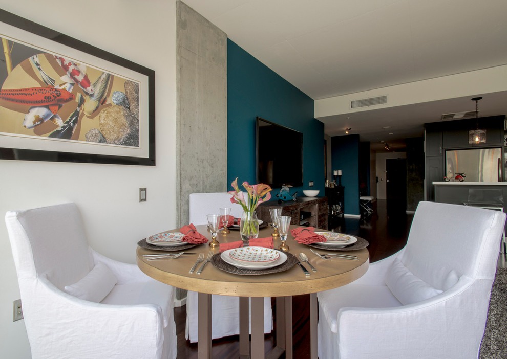 Inspiration for a contemporary dining room remodel in Los Angeles