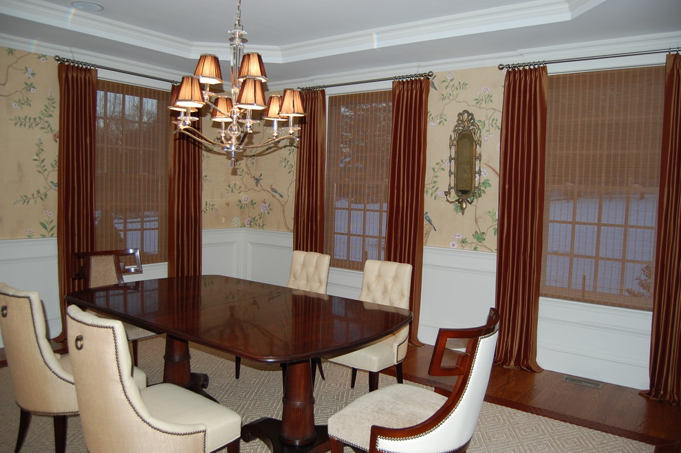 Inspiration for a traditional dining room in Tampa.