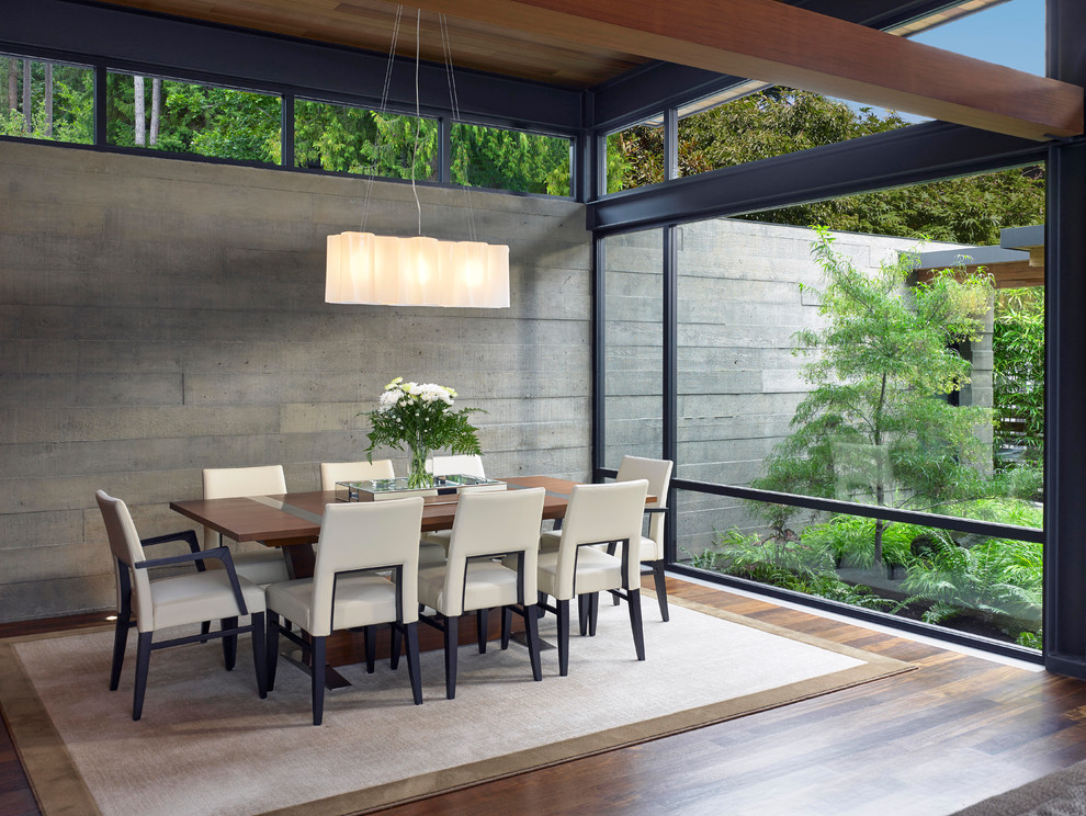 Photo of a modern dining room.