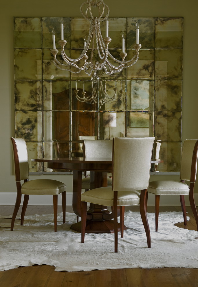 Dining room - eclectic dining room idea in New York