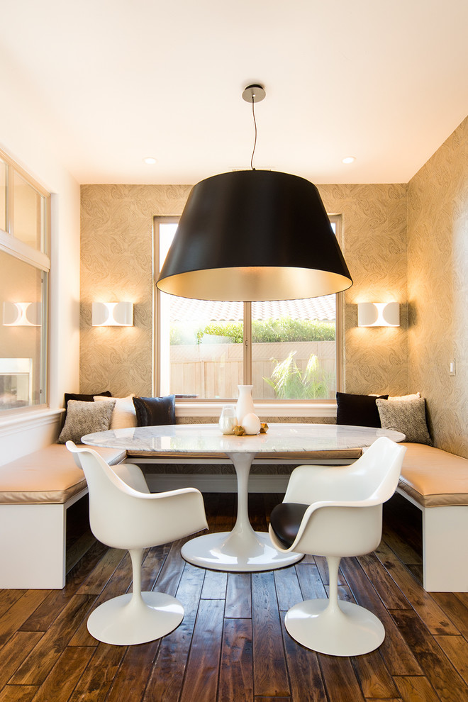 Example of a trendy dining room design in Sacramento