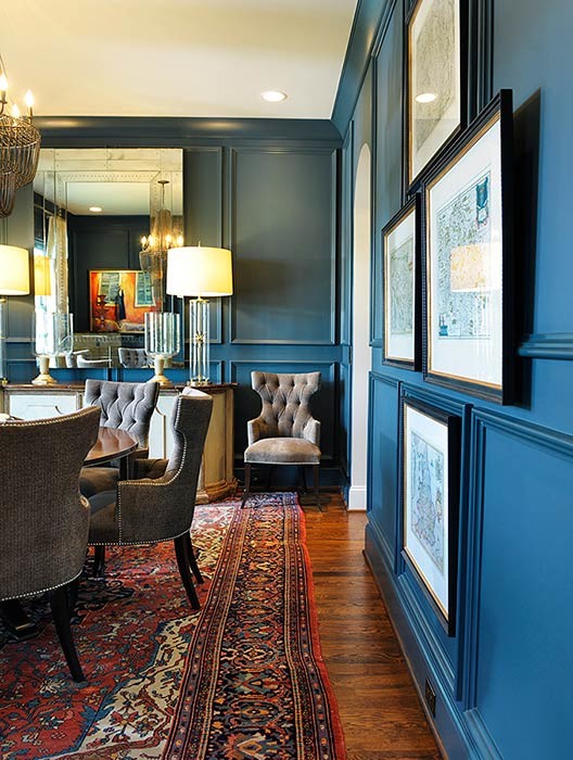 Inspiration for a mid-sized timeless dark wood floor kitchen/dining room combo remodel in Nashville with blue walls