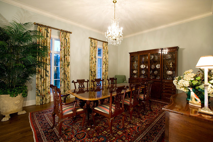 Example of a classic dining room design in Austin
