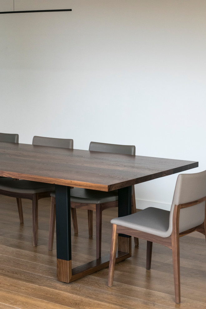 Foto di una sala da pranzo minimal