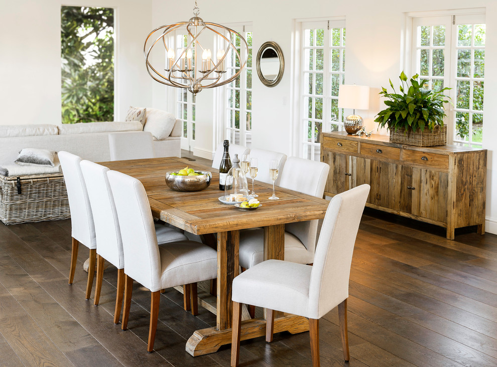 Faraway Elm dining table & Cole dining chairs Clásico renovado