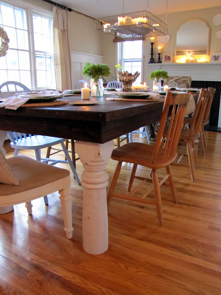 This is an example of a rural dining room in Philadelphia.