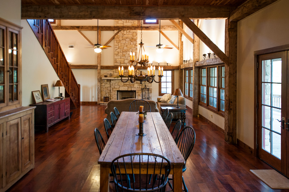 Example of a farmhouse dining room design in Austin
