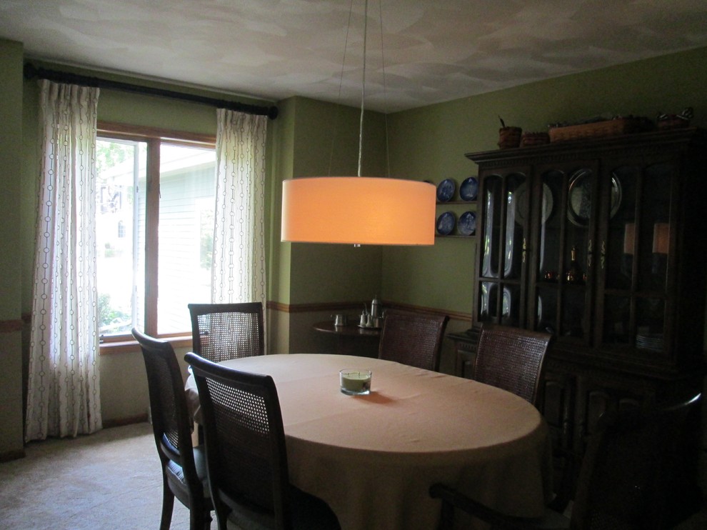 Minimalist dining room photo in Other