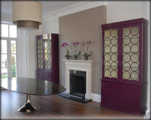 This is an example of a contemporary dining room in Hampshire.