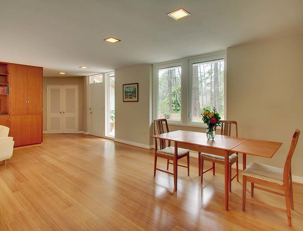 Classic dining room in DC Metro with bamboo flooring.