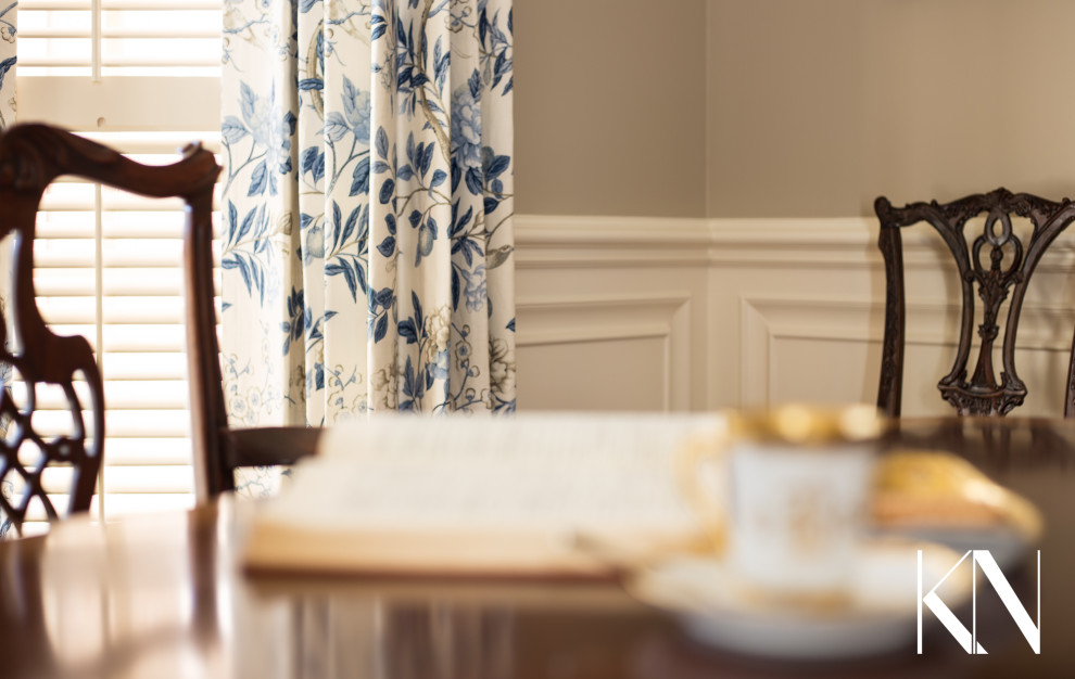 Grand English Manor Dining Room, Six Hills, Milton GAdi Traditional