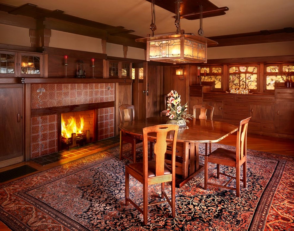 Example of an arts and crafts dining room design in Los Angeles