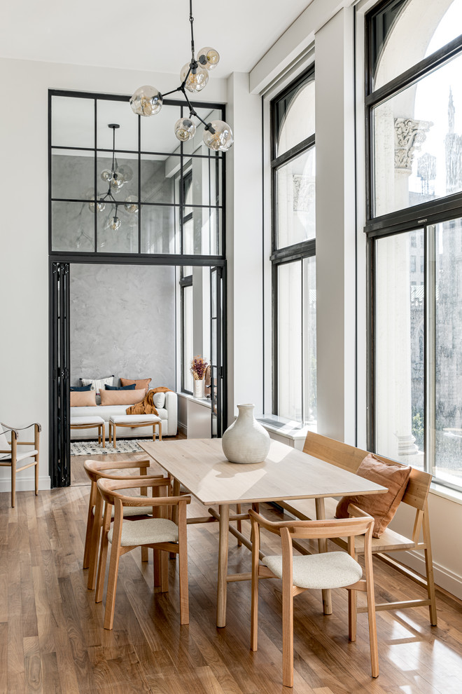 Contemporary dining room in New York.