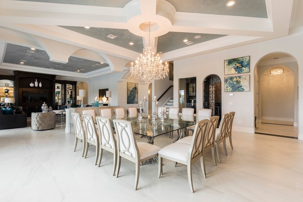 Inspiration for a classic dining room in Orlando.