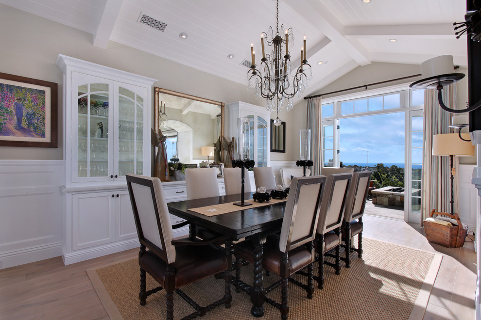 This is an example of a classic dining room in Orange County.