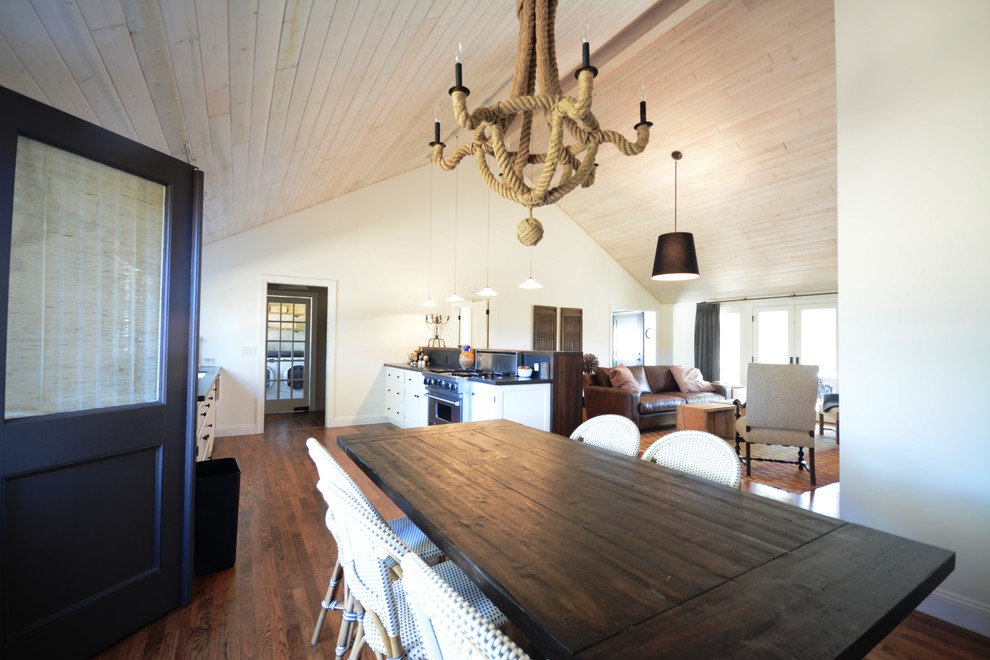 Design ideas for a rural dining room in San Francisco.