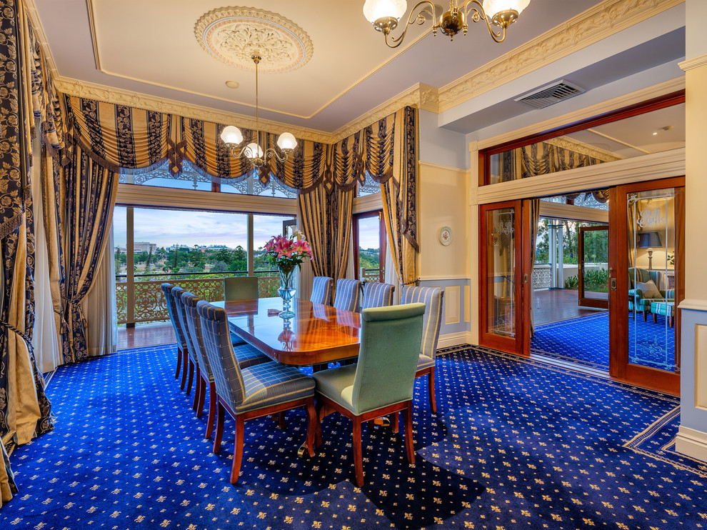 Highgate Hill 'Great Gatsby' House Traditional Dining Room